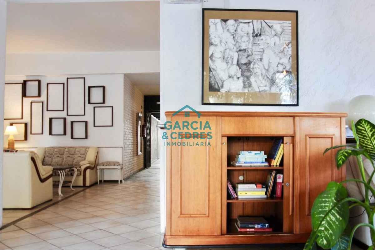 Hotel ID.31 - VENDO EXCEPCIONAL HOTEL DE 16 HABITACIONES ( DOBLE, TRIPLE Y CUADRUPLES ) EN PUNTA DEL ESTE , CON PROYECTO APROBADO  DE EXPANSION DE 8 APARTAMENTOS 