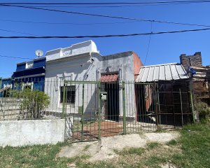 Venta Casa 2 Dormitorios Paso Molino Montevideo F