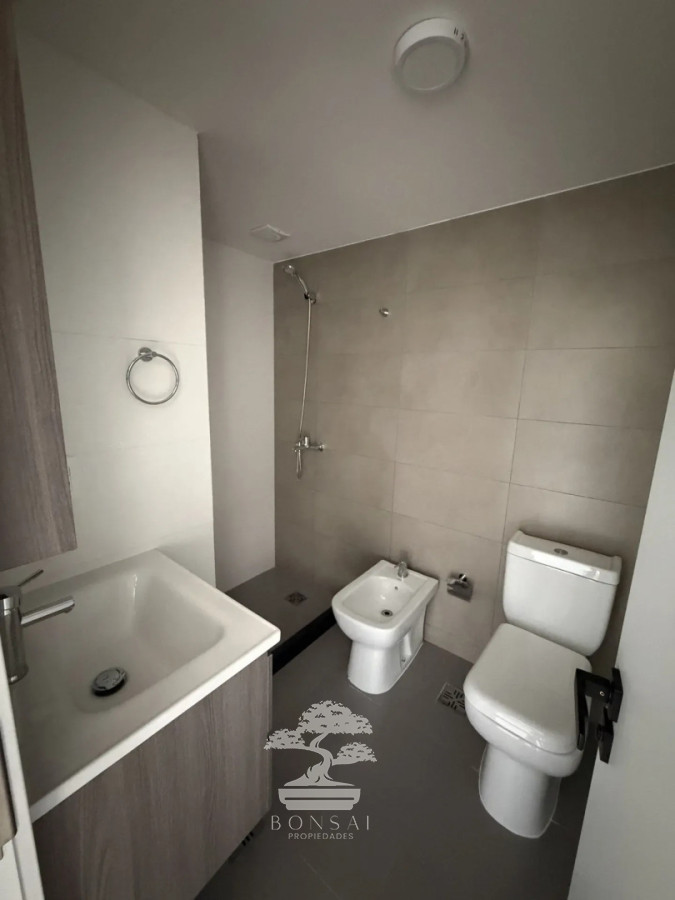 Apartamento ID.1021 - Alquiler Apartamento 1 dormitorios Cordon Montevideo S