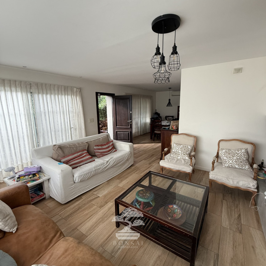 Apartamento ID.910 - Venta Casa 3 Dormitorios Barra de Carrasco Montevideo F 