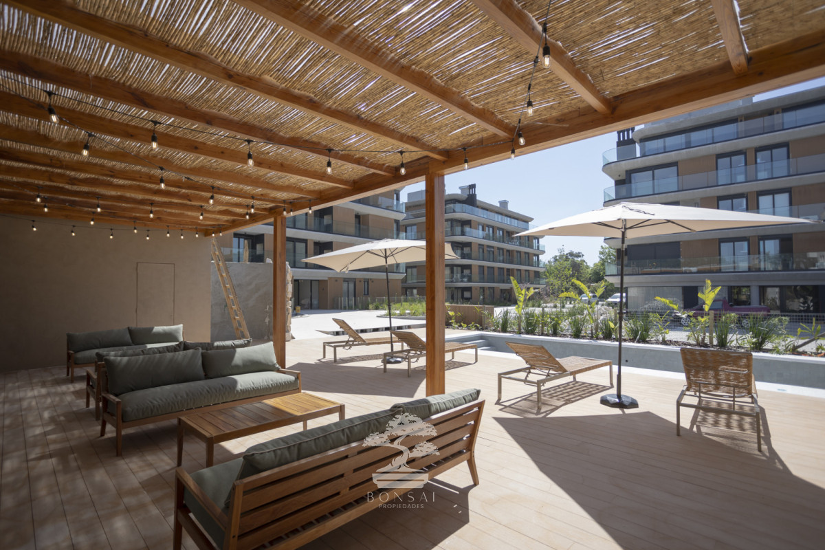 Apartamento ID.1039 - Venta Apartamento 3 Dormitorios  Carrasco Montevideo LR