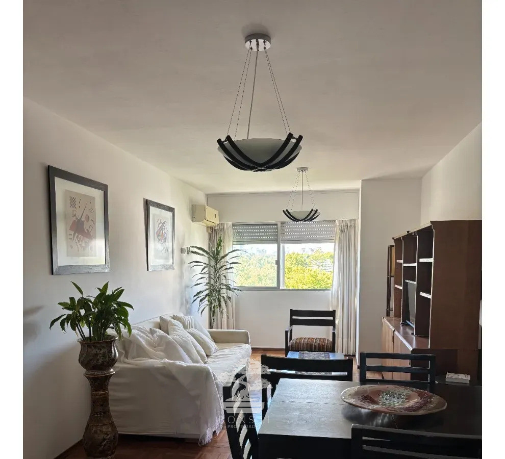 Apartamento ID.933 - Alquiler Apartamento 3 dormitorios Parque Rodo Montevideo. S