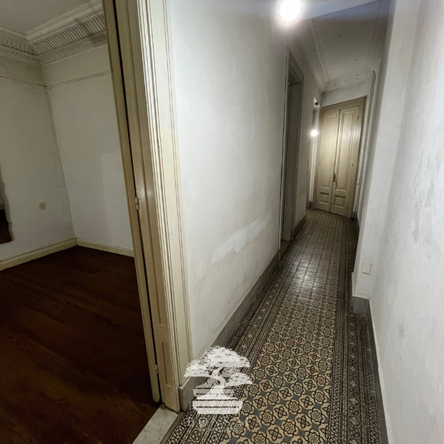Apartamento ID.103 - Venta Apartamento 5 Dormitorios Centro Montevideo N
