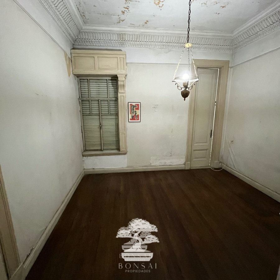 Apartamento ID.103 - Venta Apartamento 5 Dormitorios Centro Montevideo N