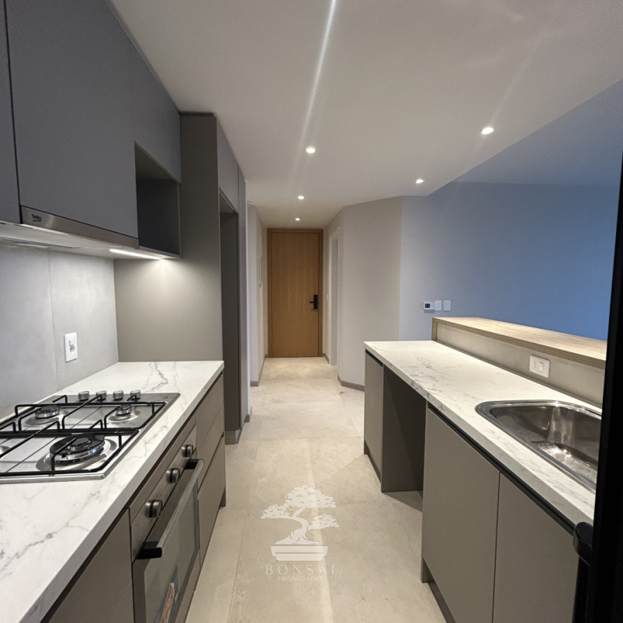 Apartamento ID.1082 - Venta Apartamento 2 Dormitorios Carrasco  Montevideo LR