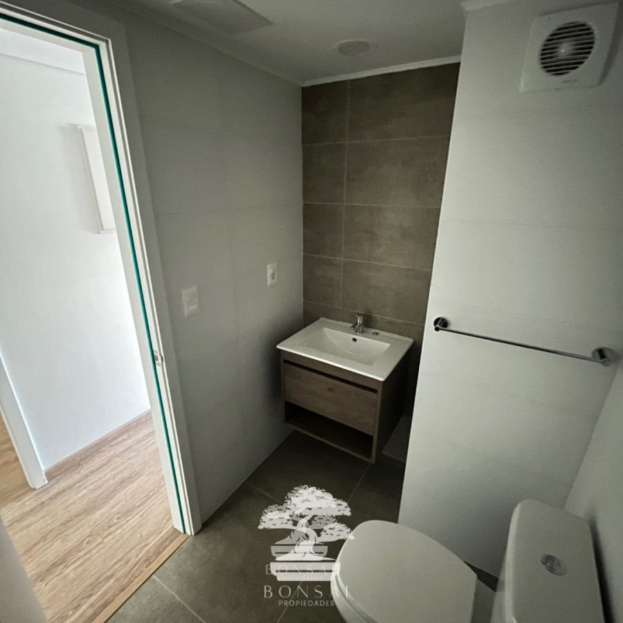 Apartamento ID.165 - Venta Apartamento 2 Dormitorios Tres Cruces Montevideo N (opcional Cochera)