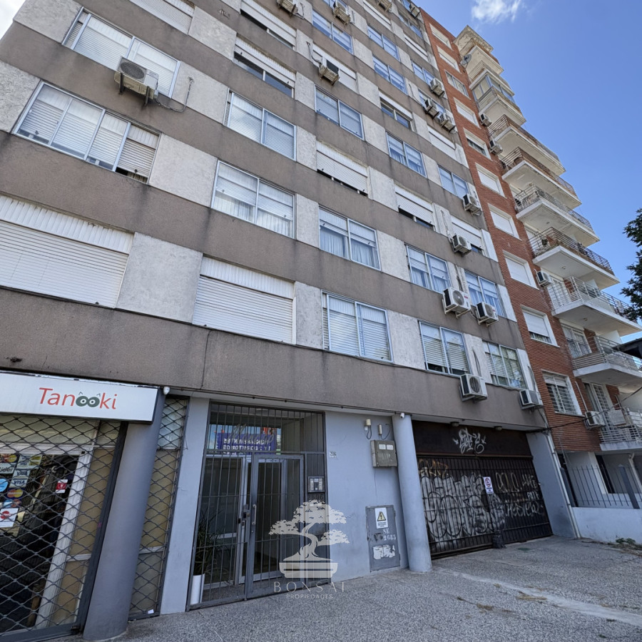 Apartamento ID.905 - Alquiler Apartamento 2 dormitorios La Blanqueada Montevideo E