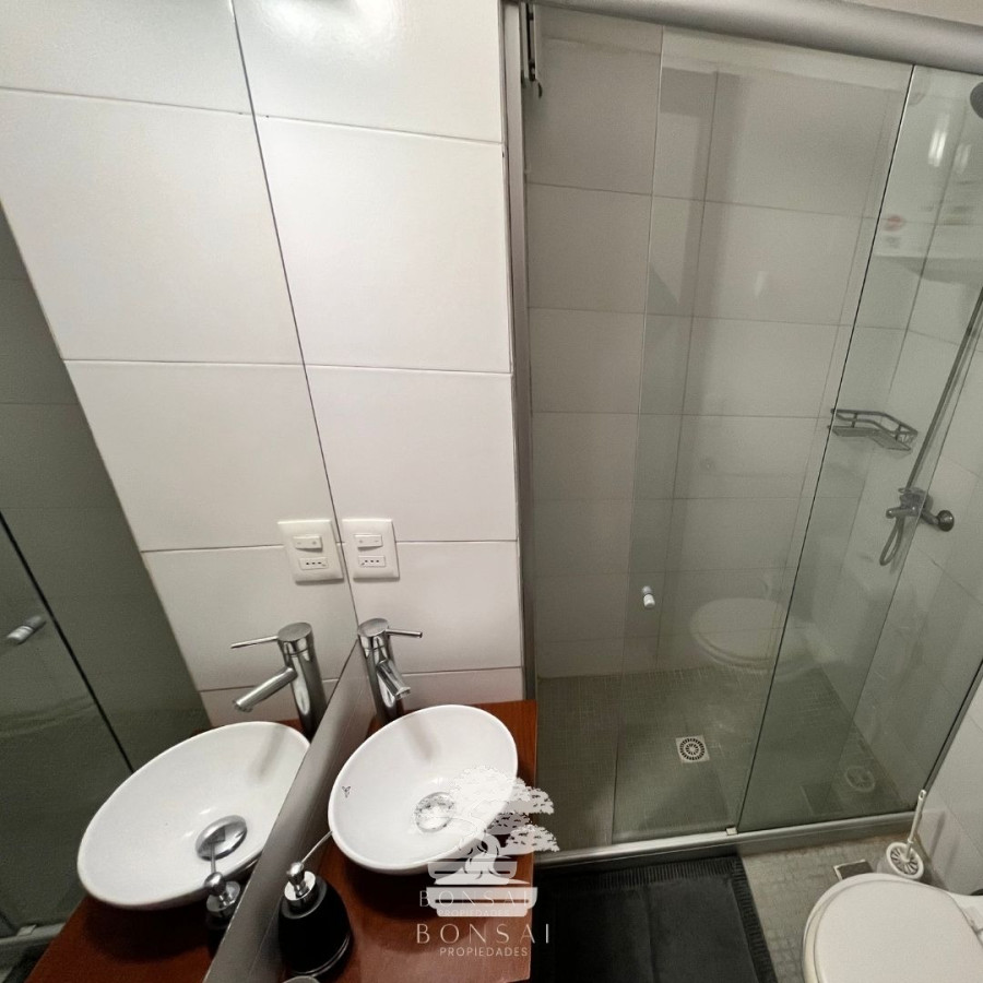 Apartamento ID.180 - Venta Apartamento 1 Dormitorio Con Garaje Pocitos Montevideo, Con Renta +7% V
