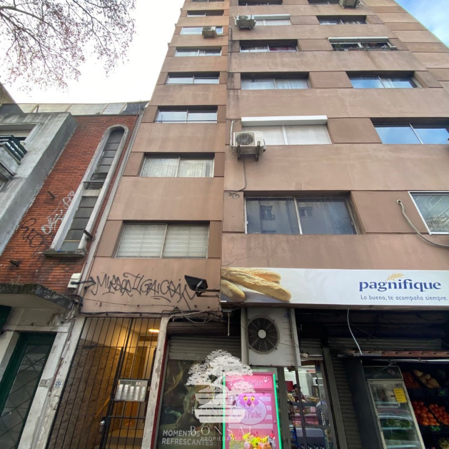 Apartamento ID.189 - Venta Monoambiente Alquilado Con División Centro Montevideo F