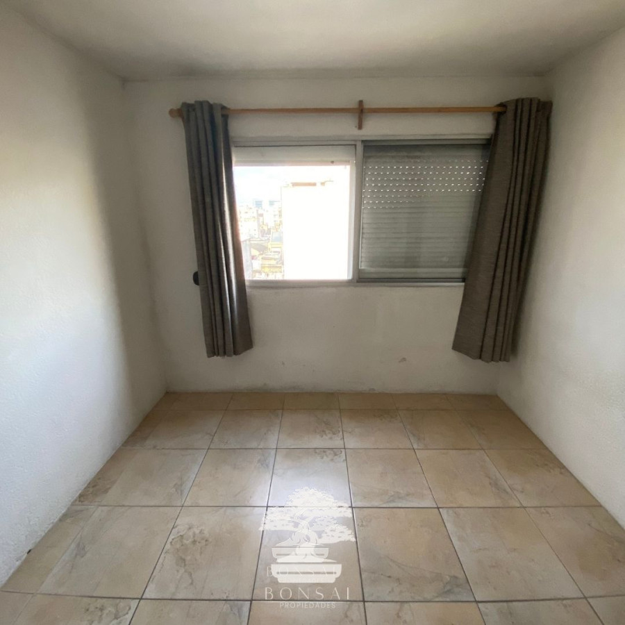 Apartamento ID.189 - Venta Monoambiente Alquilado Con División Centro Montevideo F