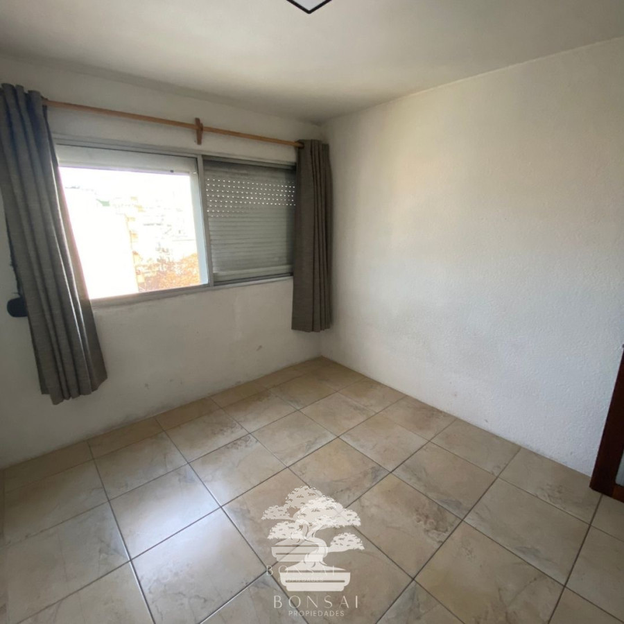 Apartamento ID.189 - Venta Monoambiente Alquilado Con División Centro Montevideo F