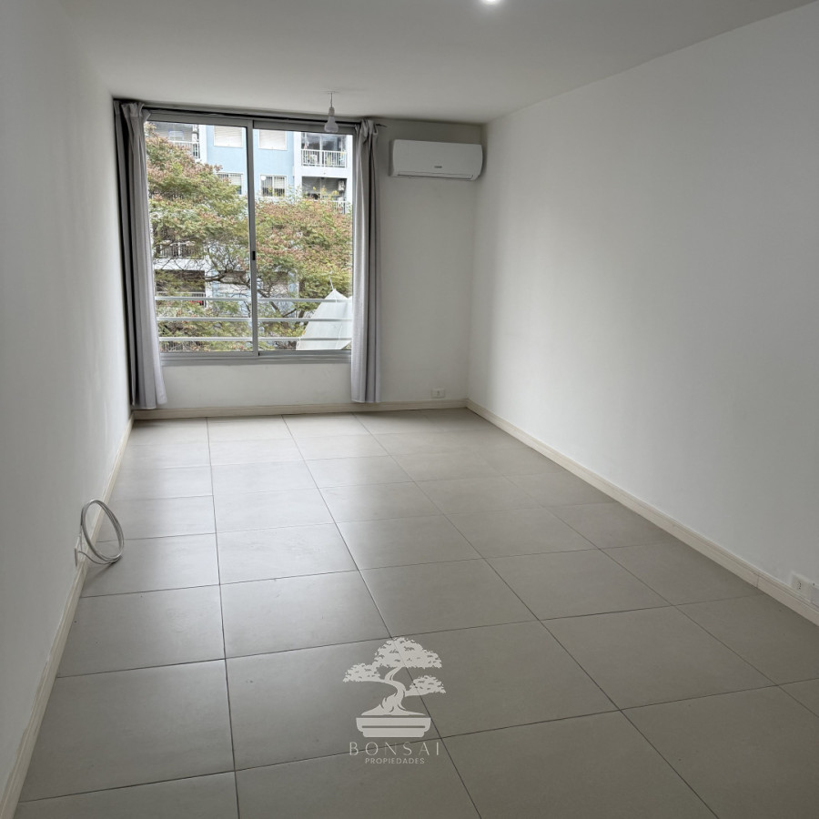 Apartamento ID.1152 - Alquiler Apartamento 1 dormitorio con Garaje Aguada Montevideo E