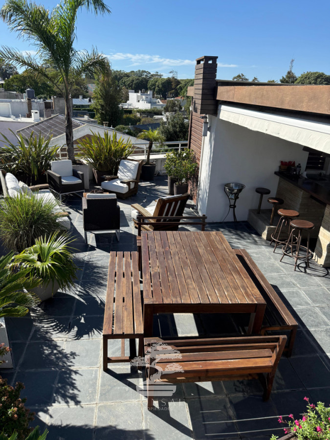 Apartamento ID.1018 - Venta Apartamento 3 Dormitorios  en Punta Gorda Montevideo G