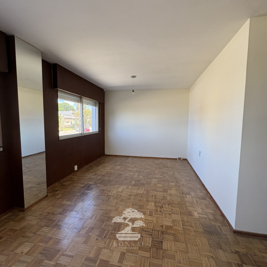 Apartamento ID.905 - Alquiler Apartamento 2 dormitorios La Blanqueada Montevideo E