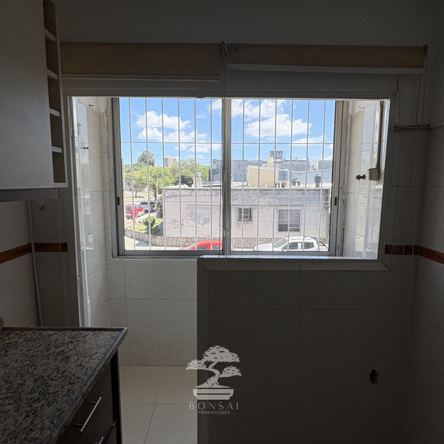 Apartamento ID.905 - Alquiler Apartamento 2 dormitorios La Blanqueada Montevideo E