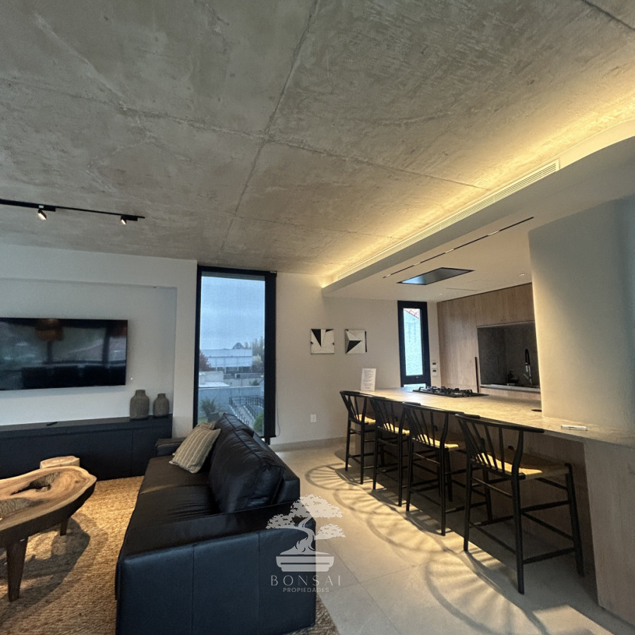 Apartamento ID.1082 - Venta Apartamento 2 Dormitorios Carrasco  Montevideo LR