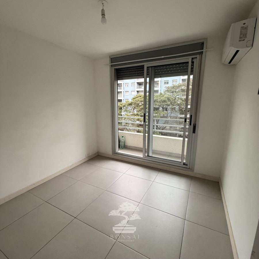 Apartamento ID.1152 - Alquiler Apartamento 1 dormitorio con Garaje Aguada Montevideo E