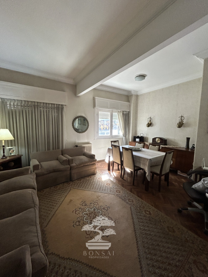 Apartamento ID.479 - Venta Apartamento 3 Dormitorios  en planta baja Pocitos Montevideo LR