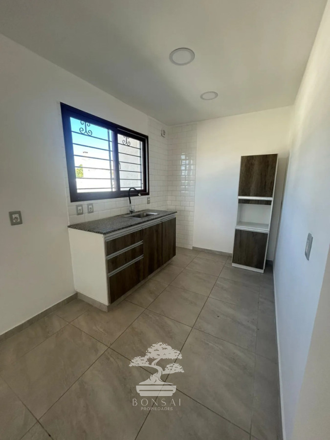 Apartamento ID.1060 - Alquiler Apartamento Casa 3 dormitorios Malvin Norte Montevideo N