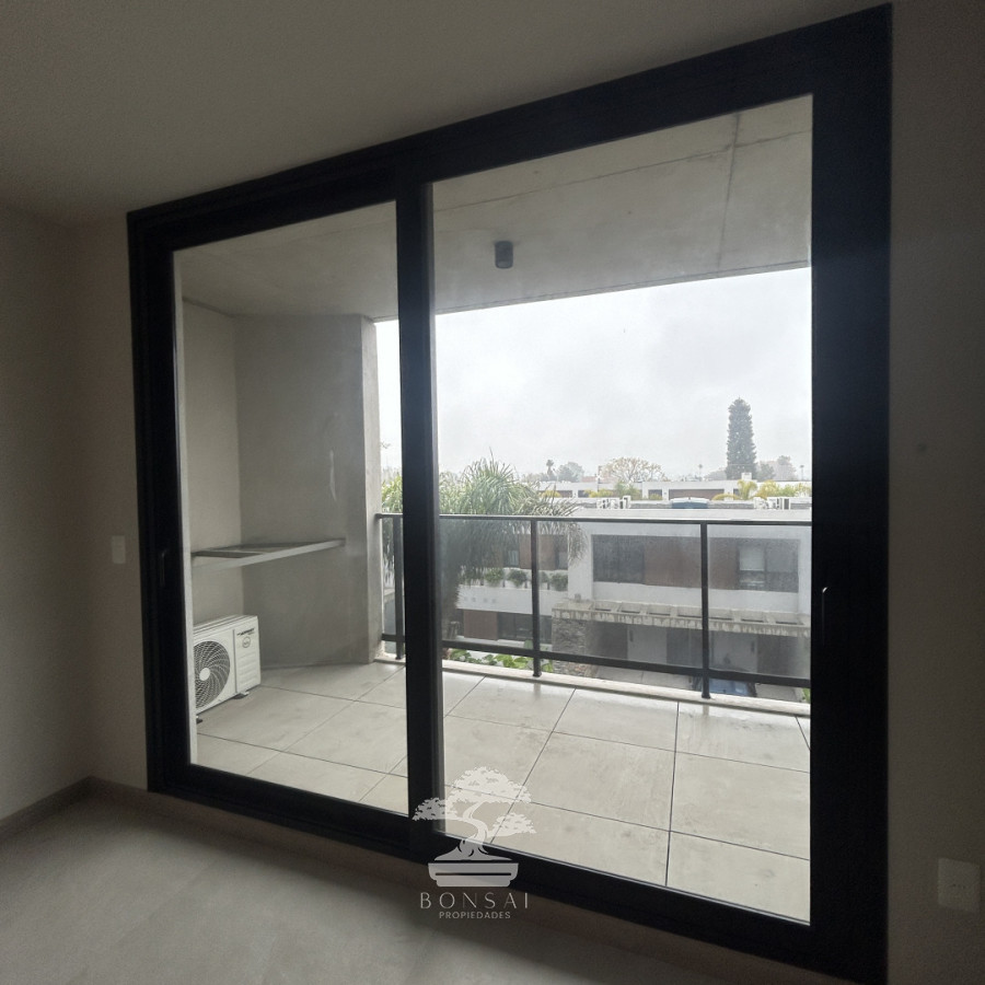 Apartamento ID.1082 - Venta Apartamento 2 Dormitorios Carrasco  Montevideo LR