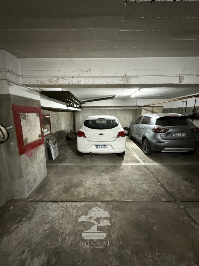 Apartamento ID.947 - Venta Apartamento 3 Dormitorios + Servicio y Garaje Pocitos Montevideo F 