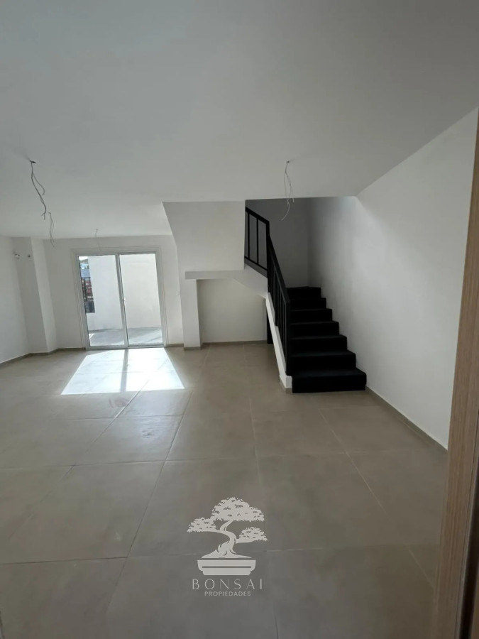 Apartamento ID.1038 - Alquiler Apartamento Duplex 2 dormitorios Malvin Norte Montevideo N 