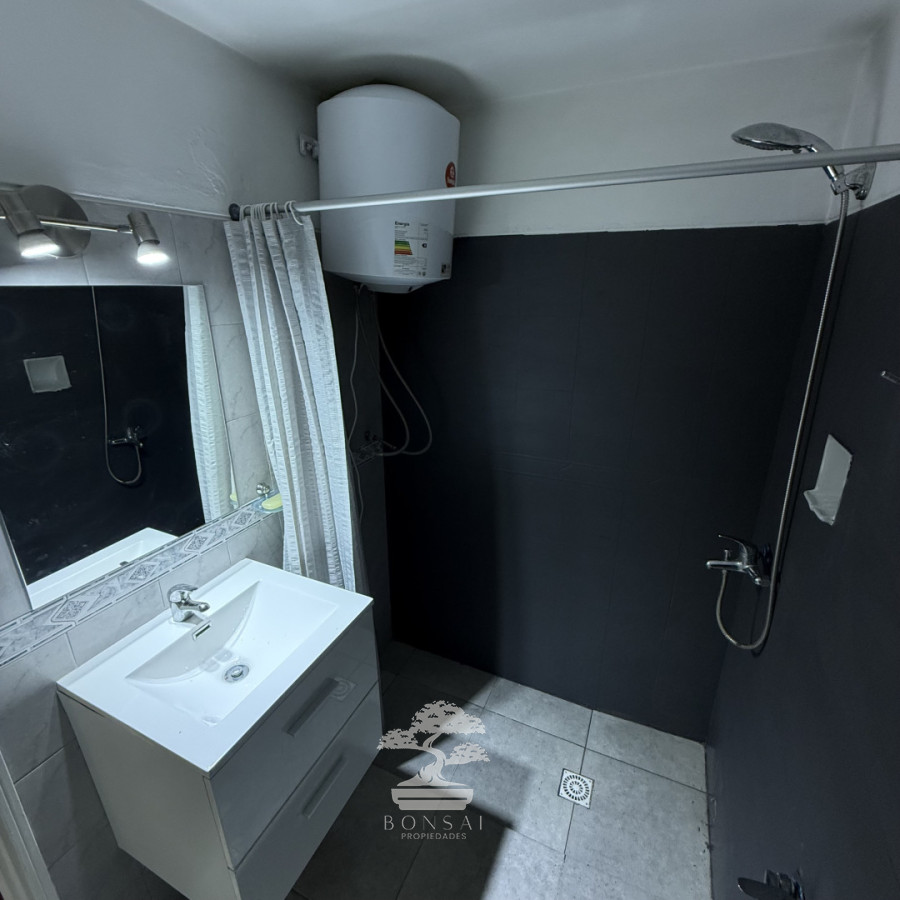 Apartamento ID.1104 - Alquiler Monoambiente Amoblado Centro Montevideo F 