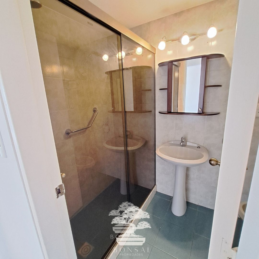 Apartamento ID.216 - Alquiler 1 Dormitorio con Gran Terraza Pocitos Montevideo B