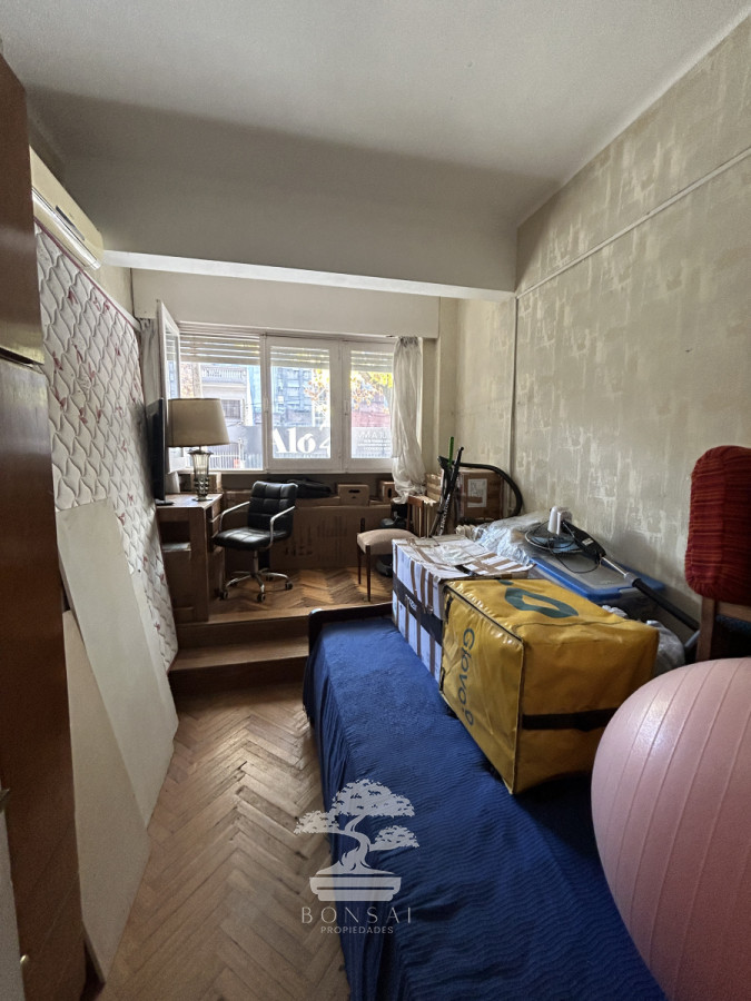 Apartamento ID.479 - Venta Apartamento 3 Dormitorios  en planta baja Pocitos Montevideo LR