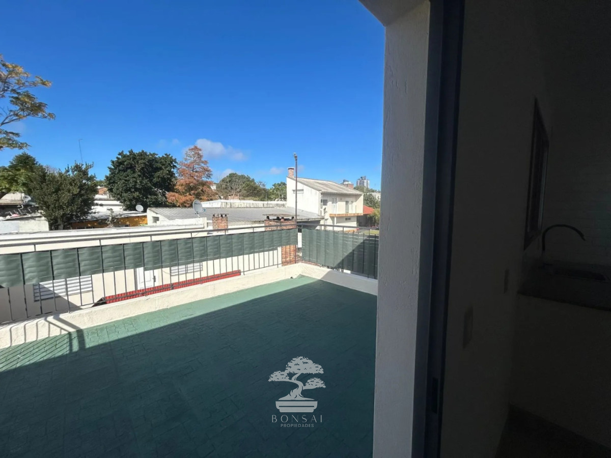 Apartamento ID.1060 - Alquiler Apartamento Casa 3 dormitorios Malvin Norte Montevideo N
