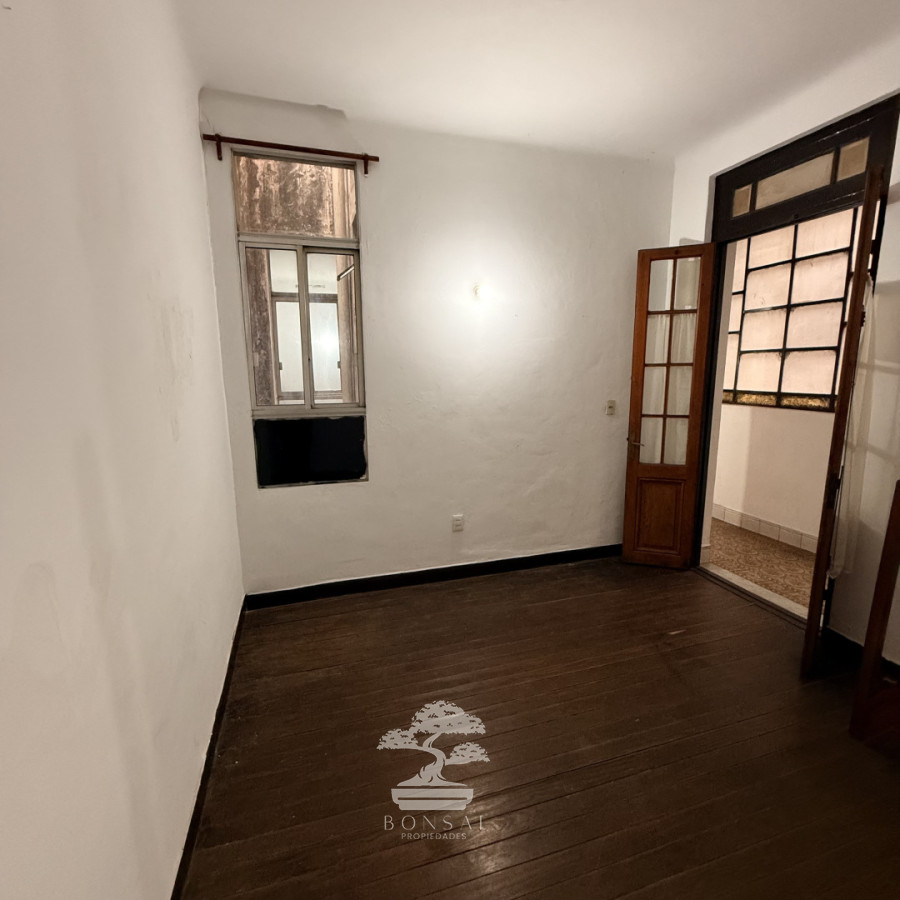 Apartamento ID.1045 - Alquiler Apartamento Tres Dormitorios Opción a Cuatro Cordón Montevideo F
