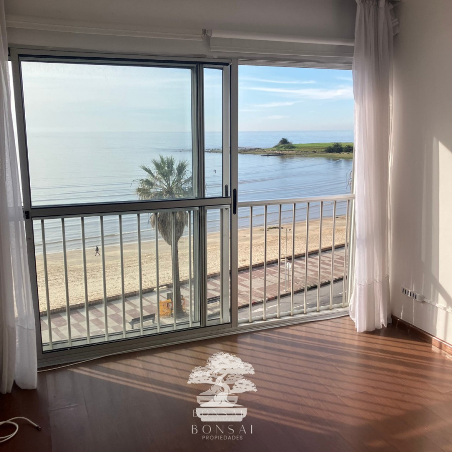 Apartamento ID.61 - Alquiler Apartamento 2 Dormitorios Punta Carretas Montevideo M