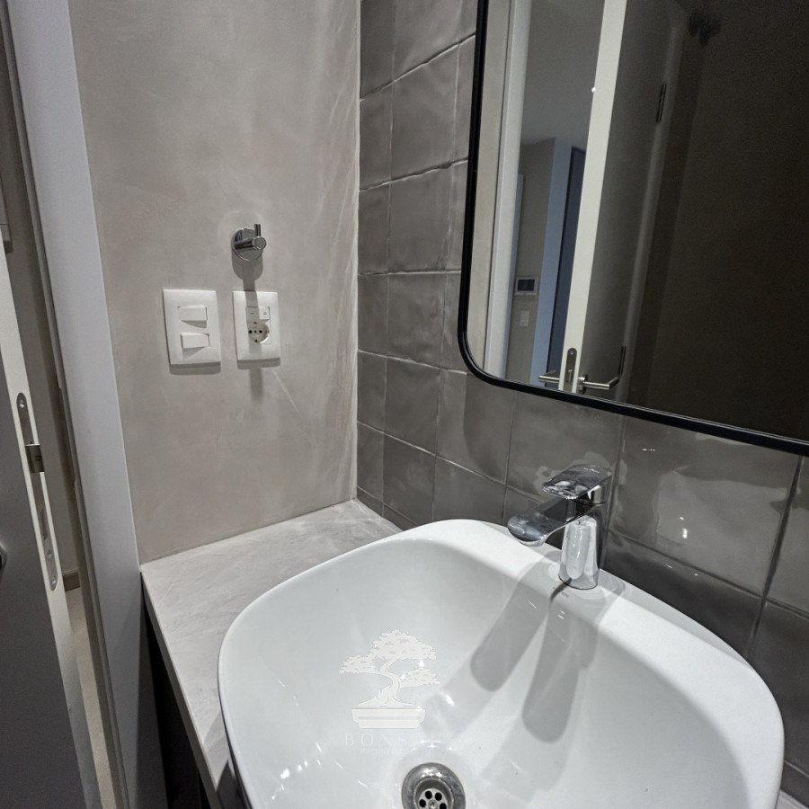 Apartamento ID.1082 - Venta Apartamento 2 Dormitorios Carrasco  Montevideo LR