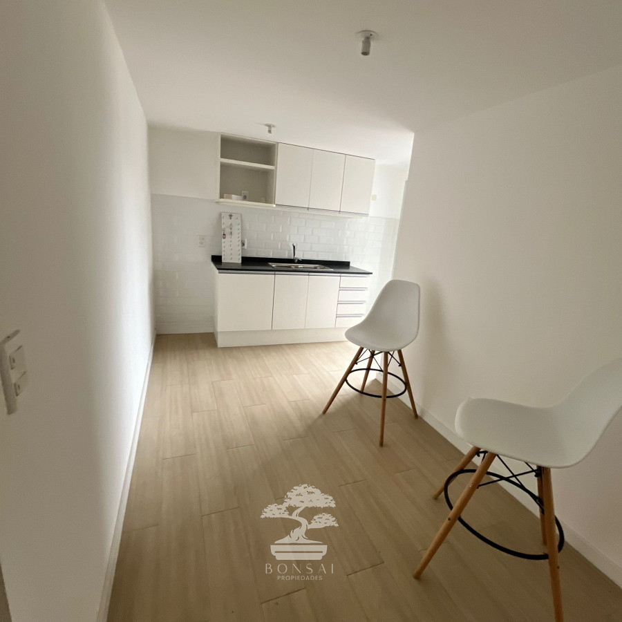 Apartamento ID.529 - Venta Apartamento 2 dormitorios Barrio Sur Montevideo V