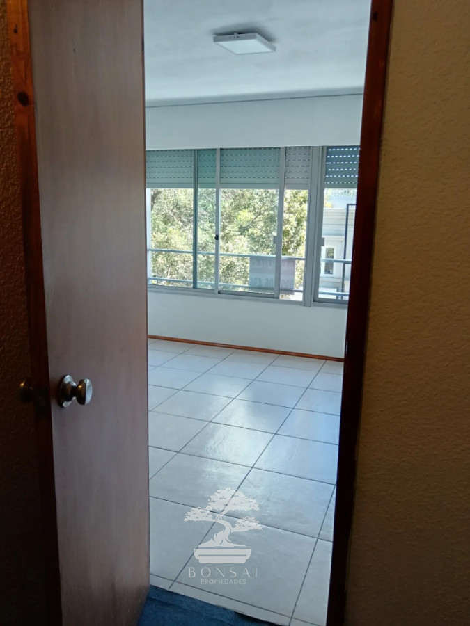 Apartamento ID.931 - Alquiler Monoambiente Punta Carretas Montevideo. S