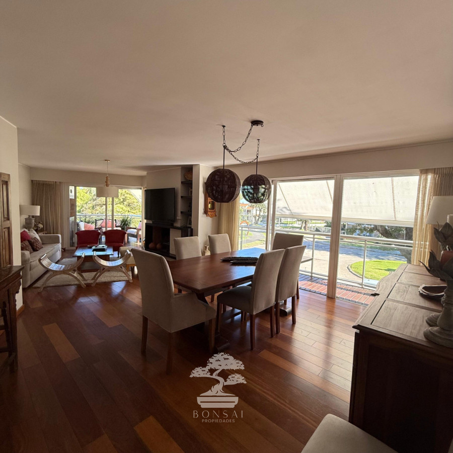 Apartamento ID.1018 - Venta Apartamento 3 Dormitorios  en Punta Gorda Montevideo G