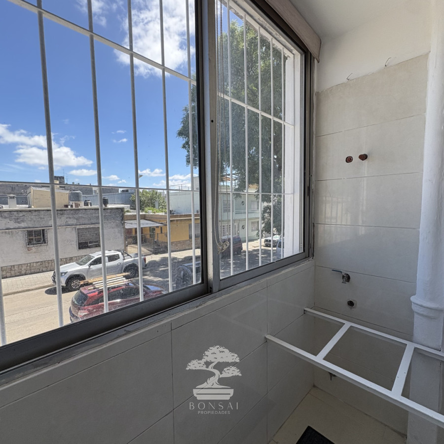 Apartamento ID.905 - Alquiler Apartamento 2 dormitorios La Blanqueada Montevideo E