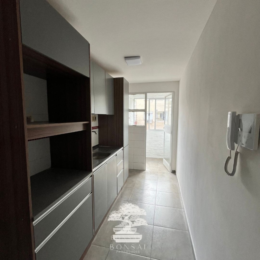 Apartamento ID.74 - Alquiler 2 Dormitorios Aguada Montevideo V