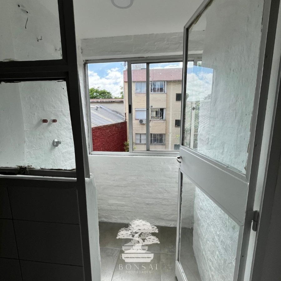 Apartamento ID.74 - Alquiler 2 Dormitorios Aguada Montevideo V