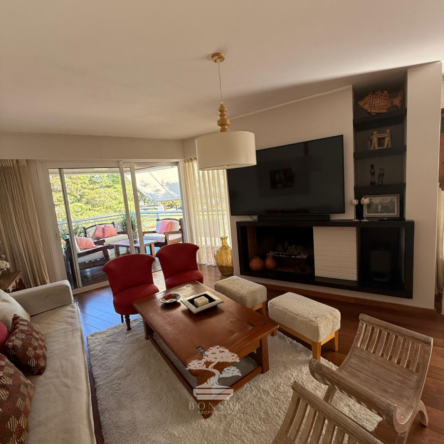 Apartamento ID.1018 - Venta Apartamento 3 Dormitorios  en Punta Gorda Montevideo G