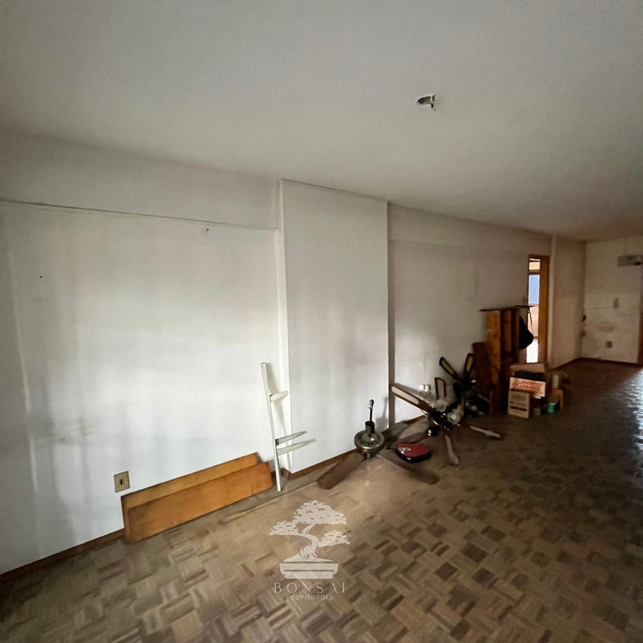 Apartamento ID.530 - Venta Apartamento 2 Dormitorios con Garaje Tres cruces Montevideo V