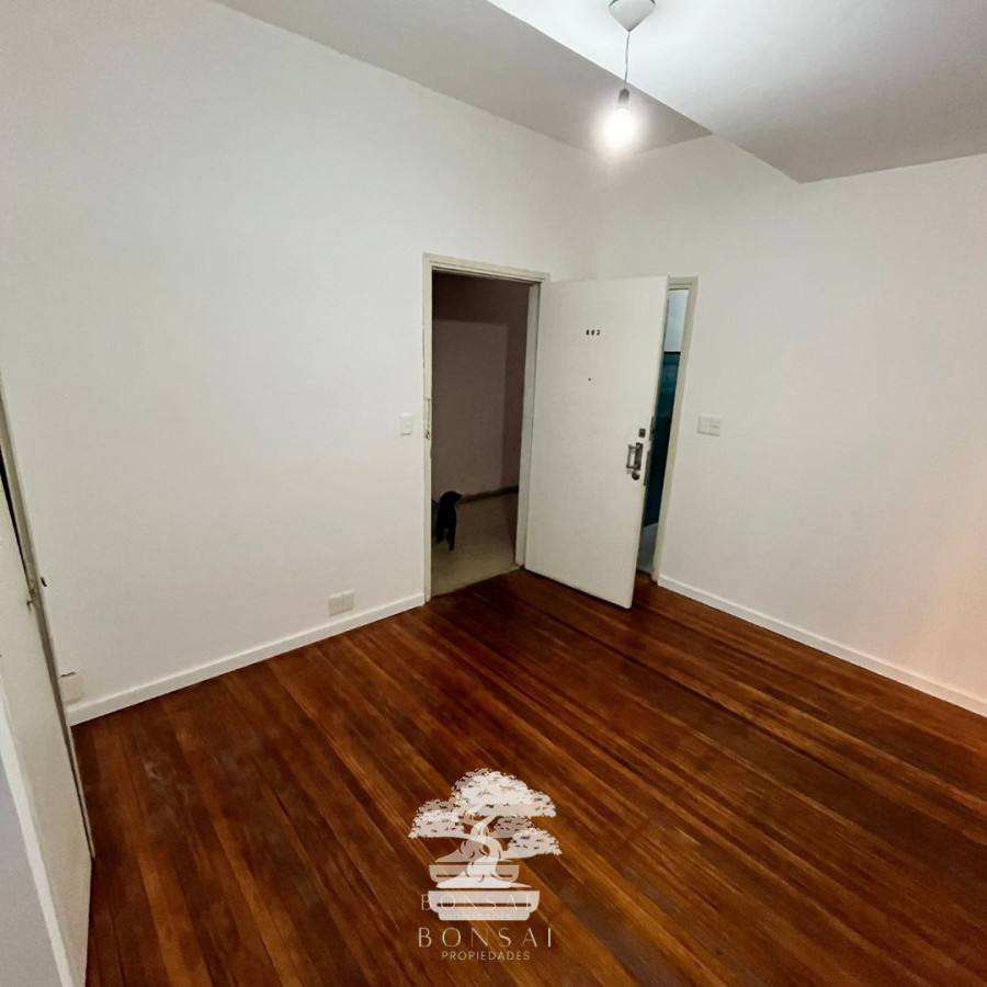 Apartamento ID.75 - Alquiler 1 Dormitorio Garaje Opcional Centro Montevideo V