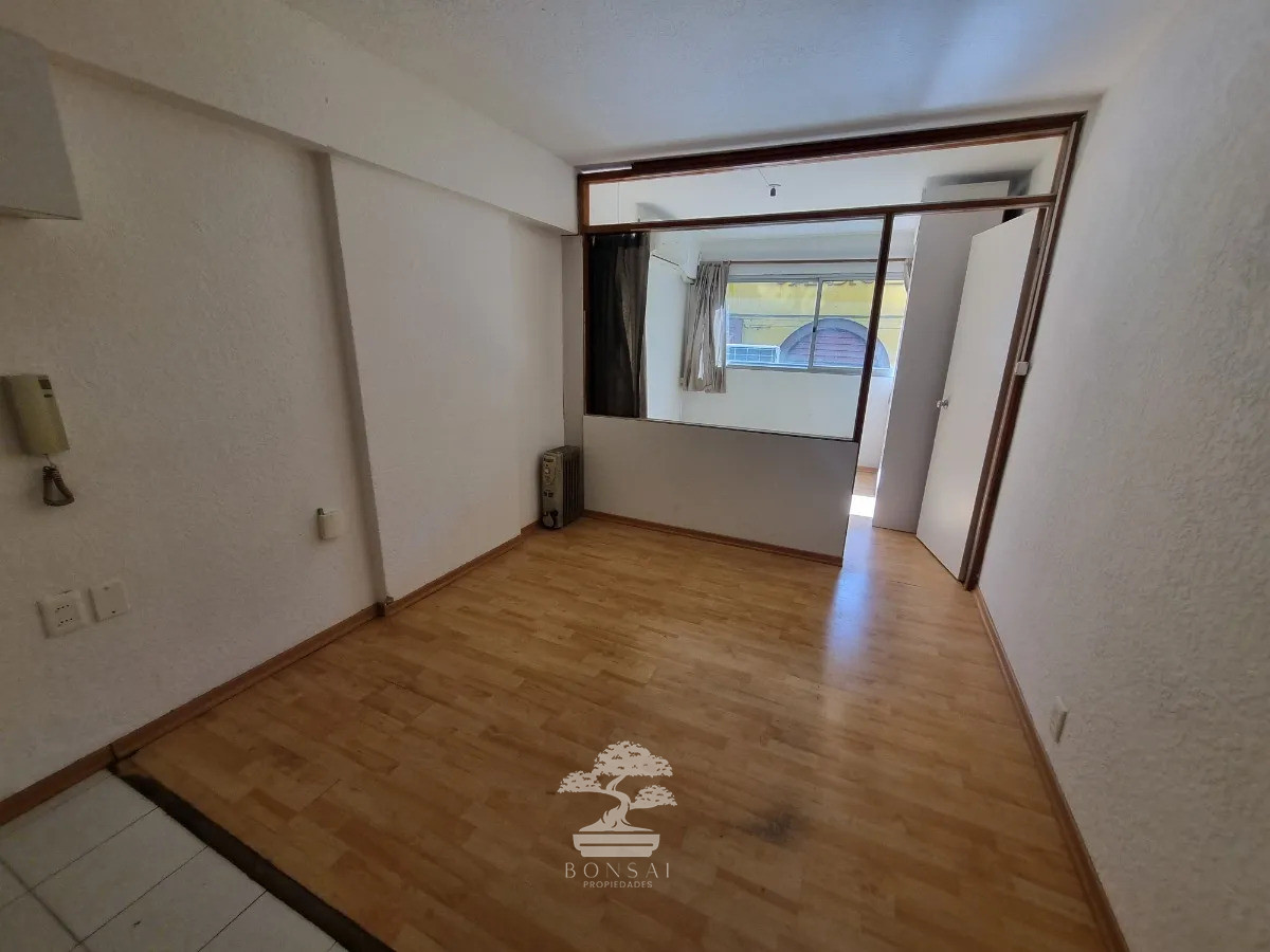 Apartamento ID.819 - Alquiler Monoambiente cordon Montevideo S