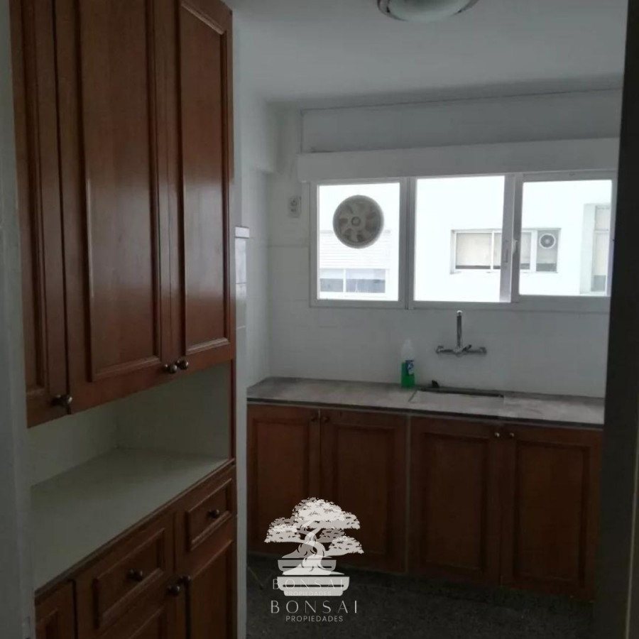 Apartamento ID.77 - Alquiler Apartamento 3 Dormitorios, La Blanqueada Montevideo V