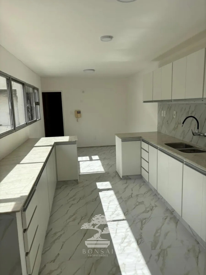Apartamento ID.1126 - Alquiler Apartamento 3 dormitorios Punta Carretas Montevideo S