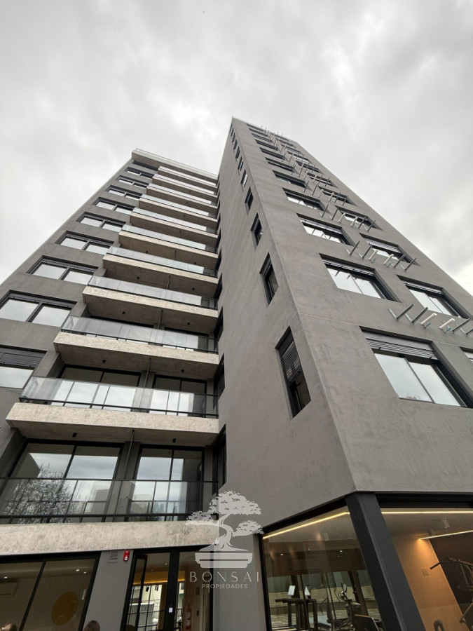 Apartamento ID.1096 - Venta Penthouse 2 Dormitorios a estrenar Amplia Terraza Parque Batlle Montevideo E