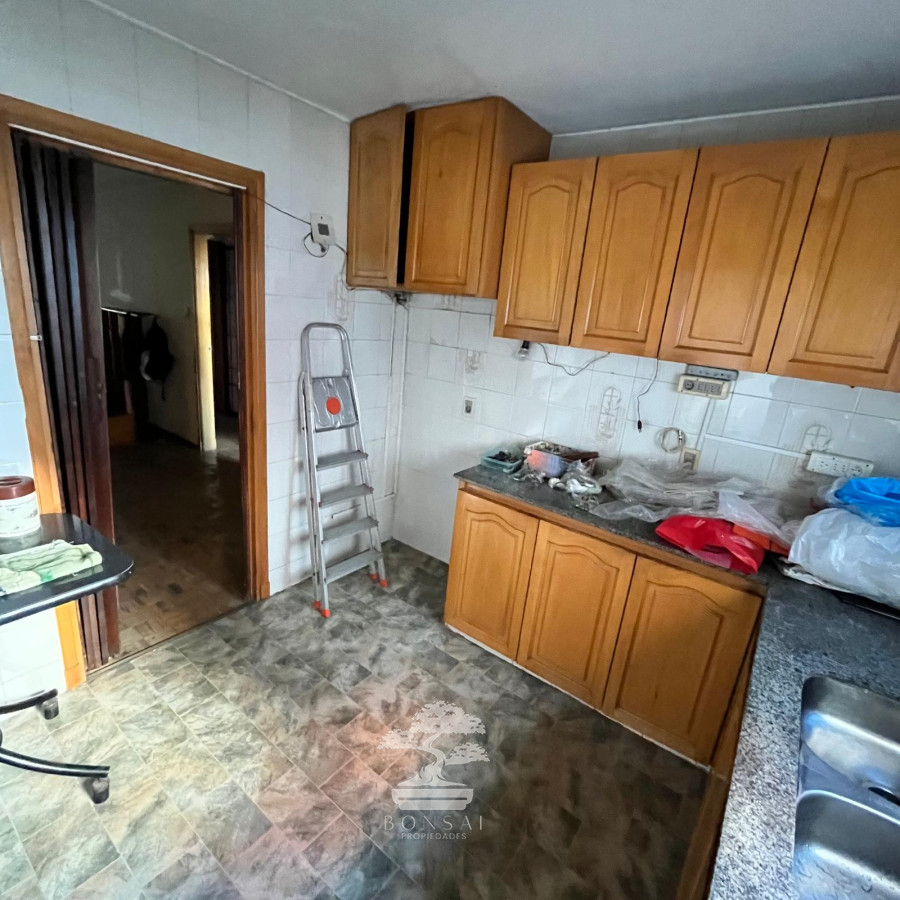 Apartamento ID.530 - Venta Apartamento 2 Dormitorios con Garaje Tres cruces Montevideo V