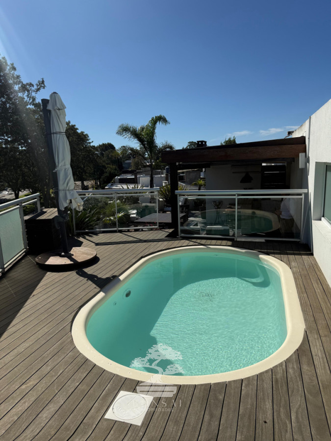 Apartamento ID.1018 - Venta Apartamento 3 Dormitorios  en Punta Gorda Montevideo G
