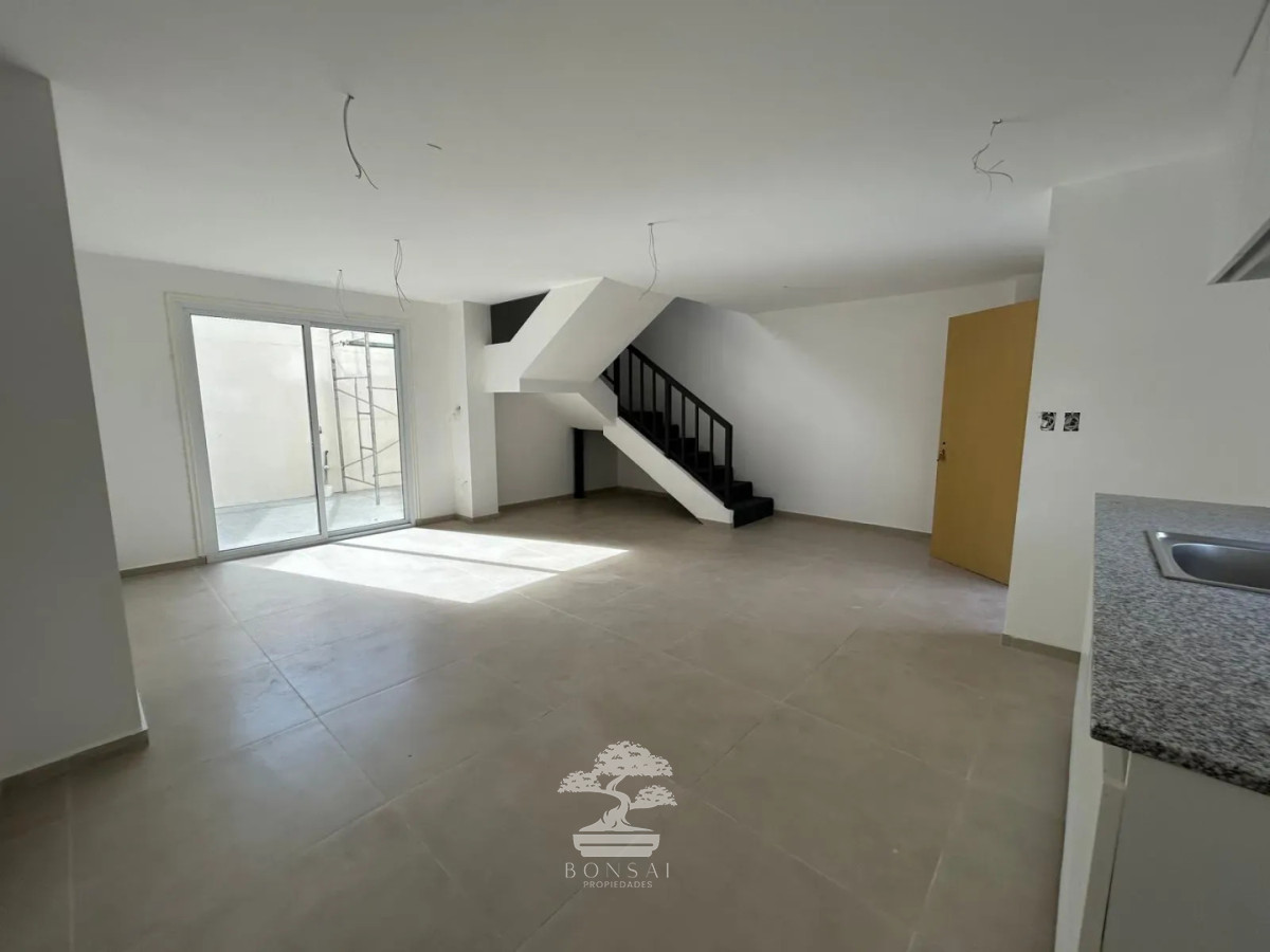 Apartamento ID.1038 - Alquiler Apartamento Duplex 2 dormitorios Malvin Norte Montevideo N 