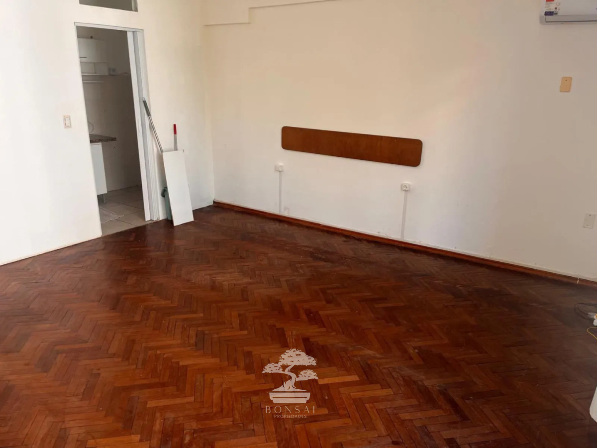 Apartamento ID.994 - Alquiler Monoambiente Centro Montevideo S